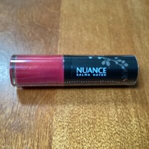 NUANCE SALMA HAYEK True Color PLUMPING LIQUID LIPSTICK #710 Liquid Lilly
